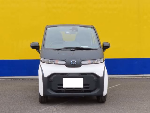 TOYOTA C+POD