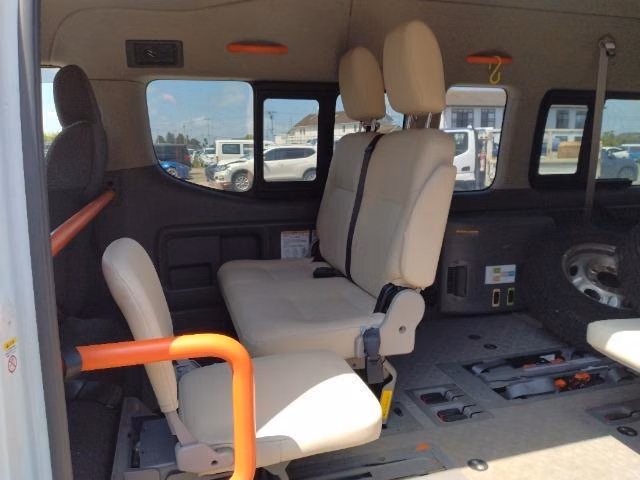 NISSAN NV350 CARAVAN