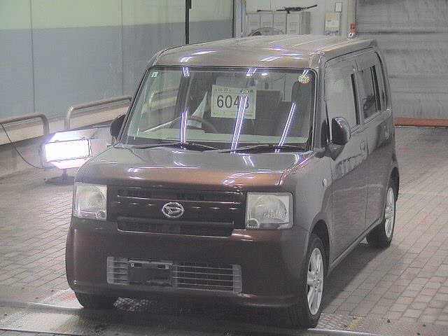 DAIHATSU MOVE CONTE