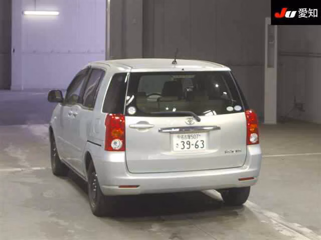TOYOTA RAUM