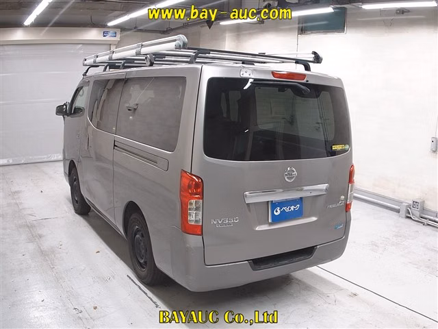 NISSAN NV350 CARAVAN