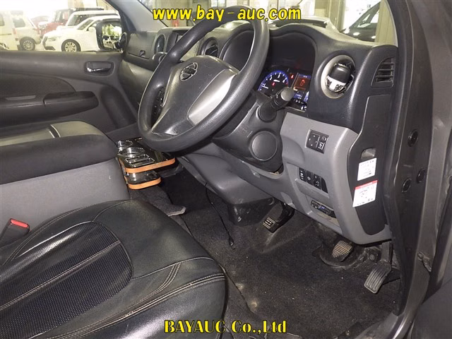 NISSAN NV350 CARAVAN