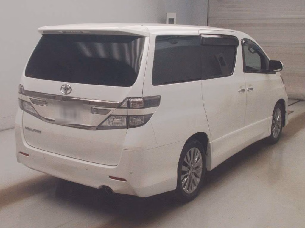 TOYOTA VELLFIRE