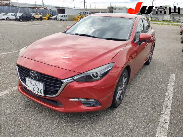 MAZDA AXELA