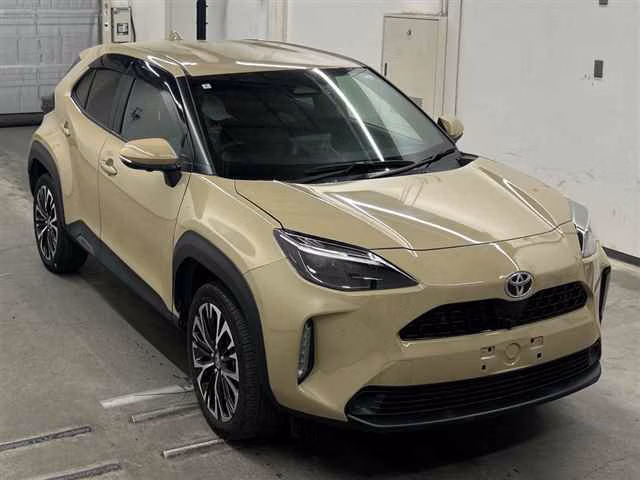 TOYOTA YARIS CROSS