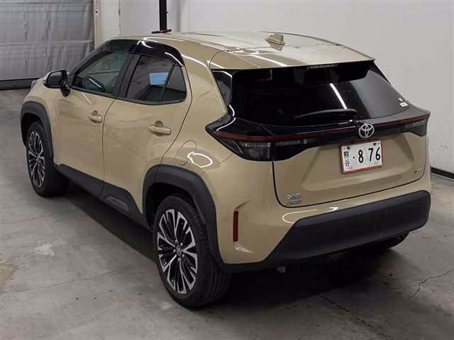 TOYOTA YARIS CROSS