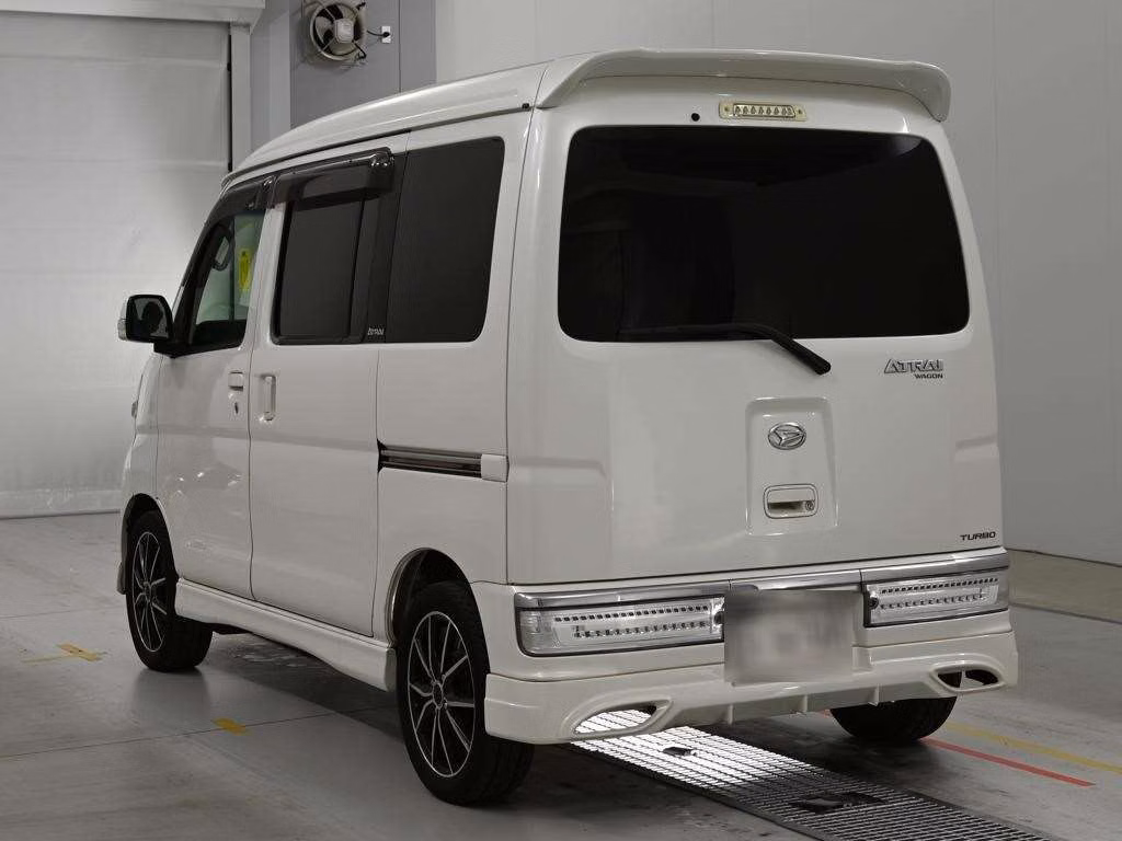 DAIHATSU ATRAI