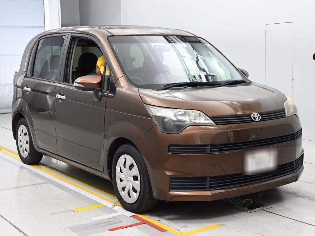 TOYOTA SPADE
