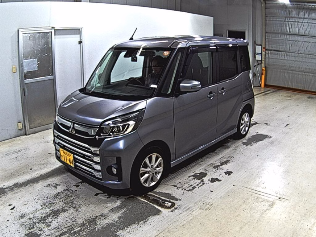 MITSUBISHI EK SPACE