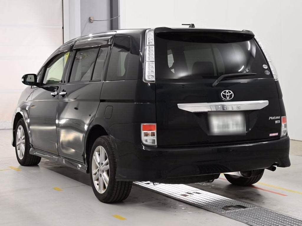 TOYOTA ISIS