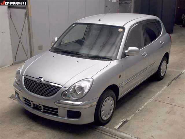 TOYOTA DUET