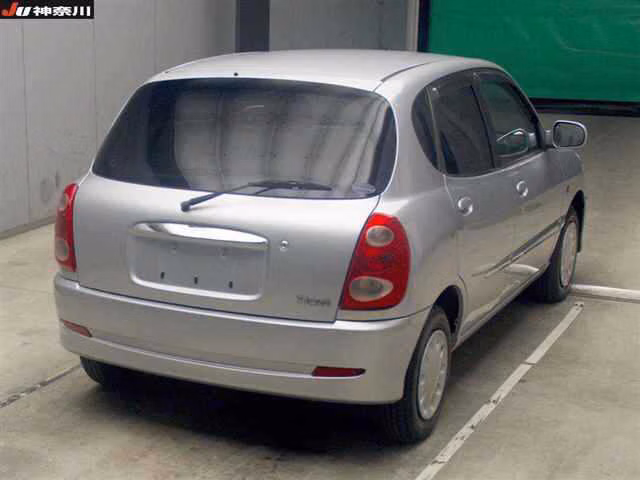 TOYOTA DUET