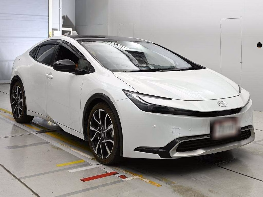 TOYOTA PRIUS PHV