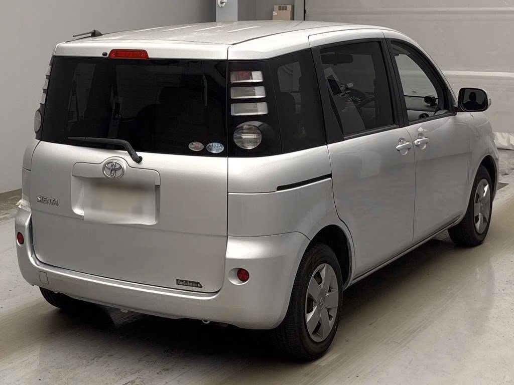 TOYOTA SIENTA