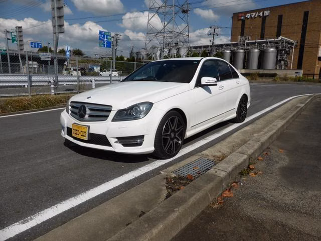 MERCEDES-BENZ C-CLASS