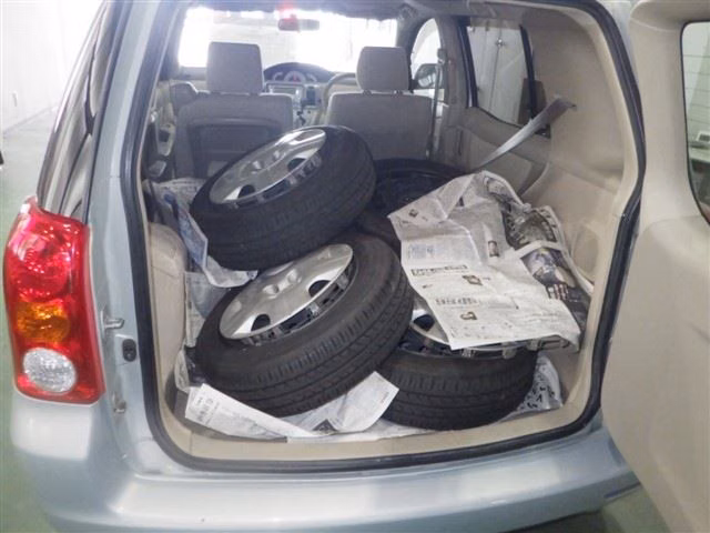 TOYOTA RAUM