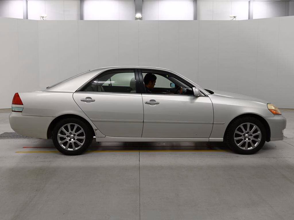 TOYOTA MARK II