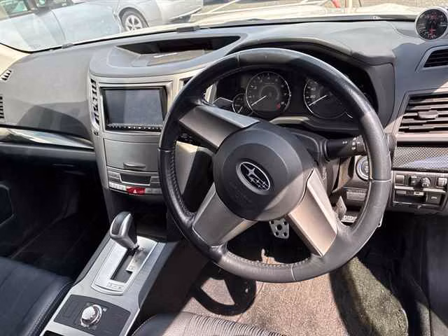 SUBARU LEGACY