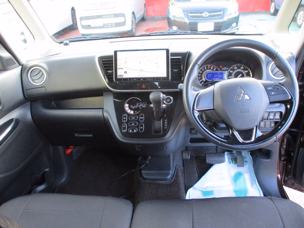 MITSUBISHI EK SPACE