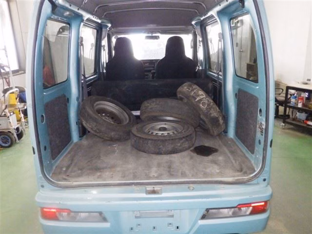 TOYOTA PIXIS VAN