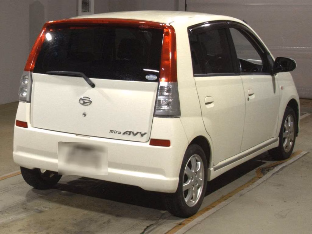 DAIHATSU MIRA AVY