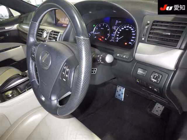LEXUS LS460