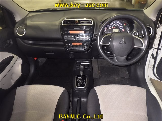 MITSUBISHI MIRAGE