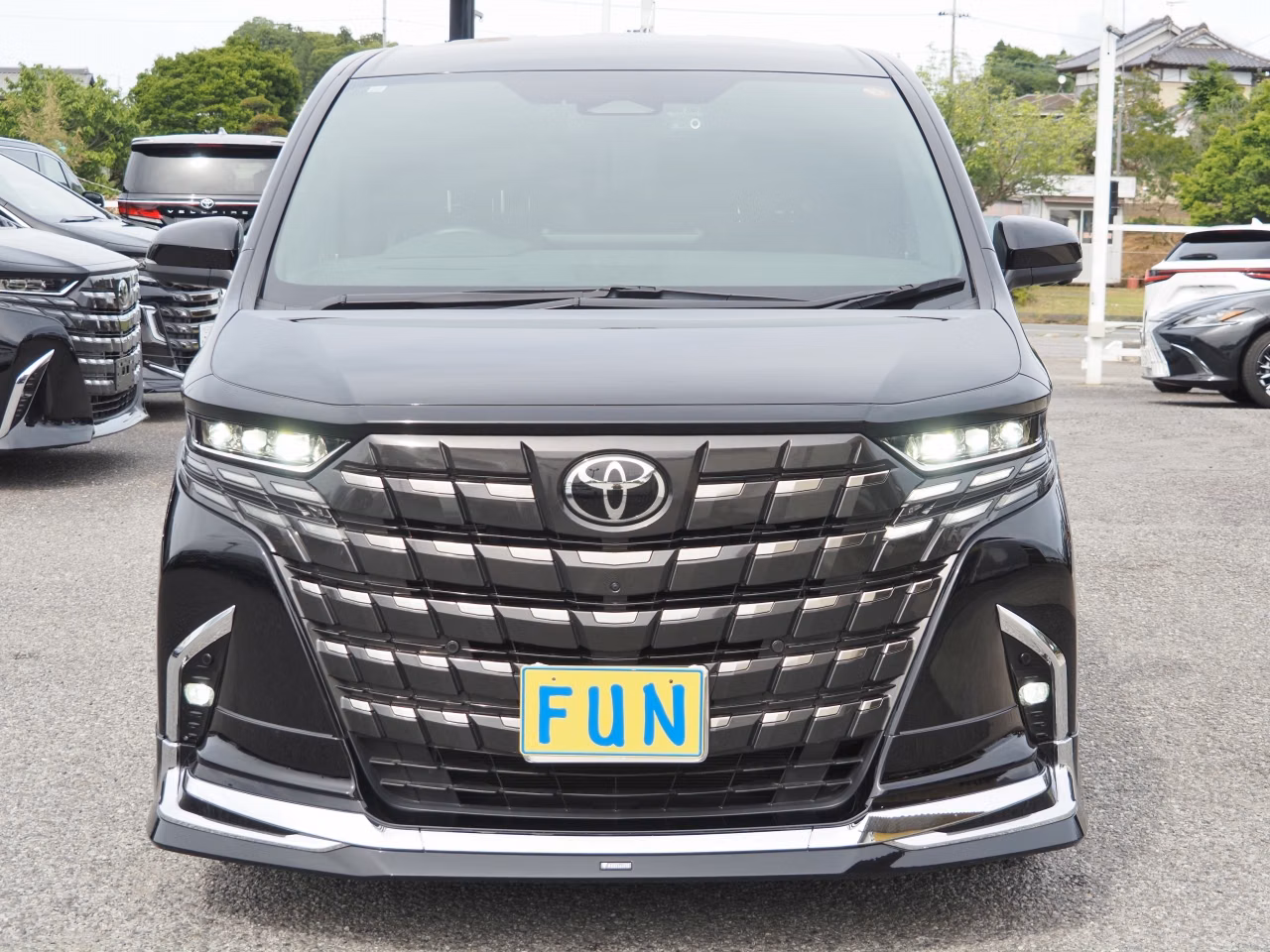 TOYOTA ALPHARD
