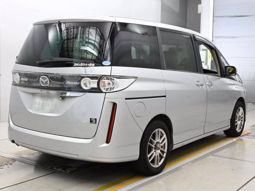 MAZDA BIANTE