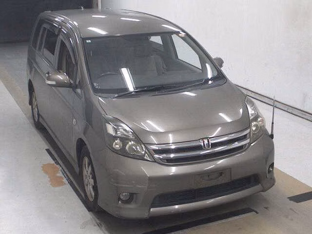 TOYOTA ISIS