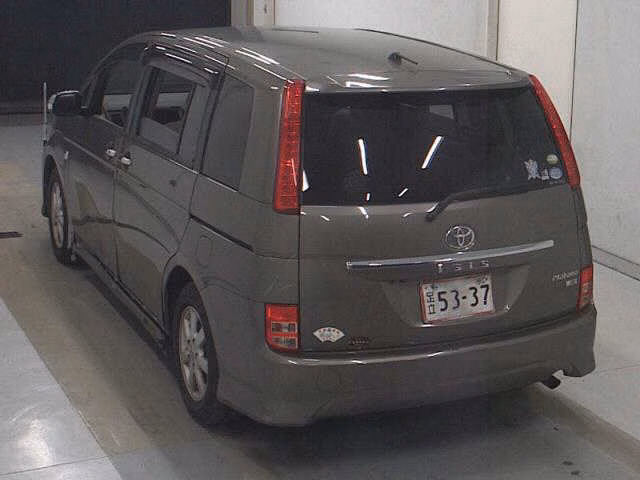 TOYOTA ISIS