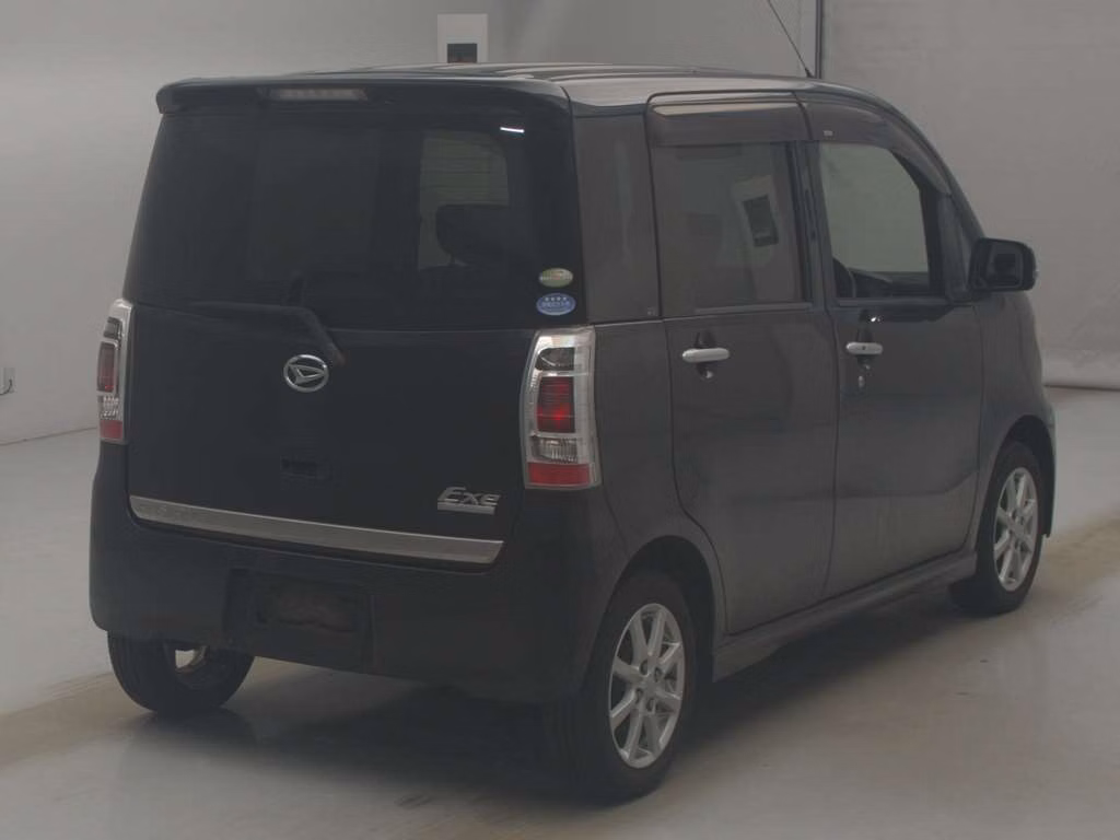 DAIHATSU TANTO EXE