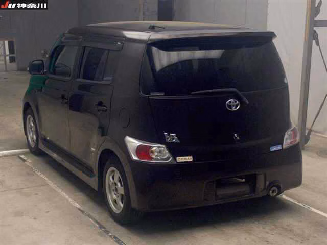 TOYOTA BB
