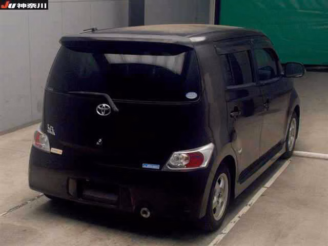 TOYOTA BB