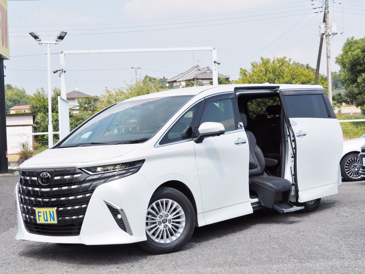TOYOTA ALPHARD