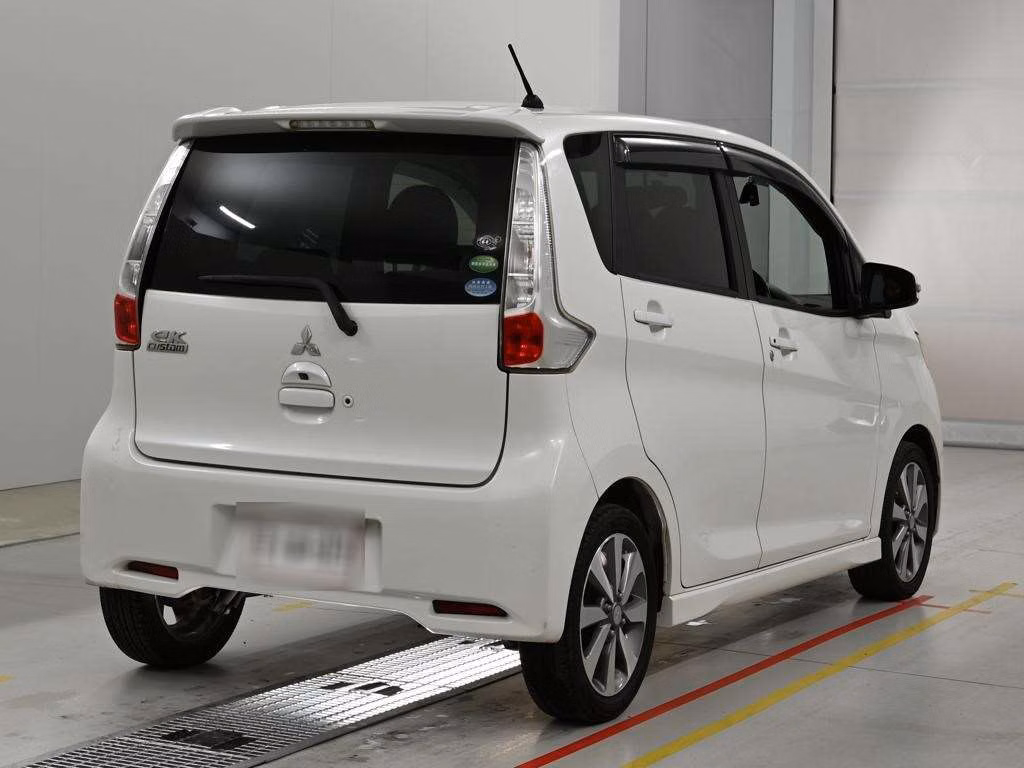 MITSUBISHI EK CUSTOM