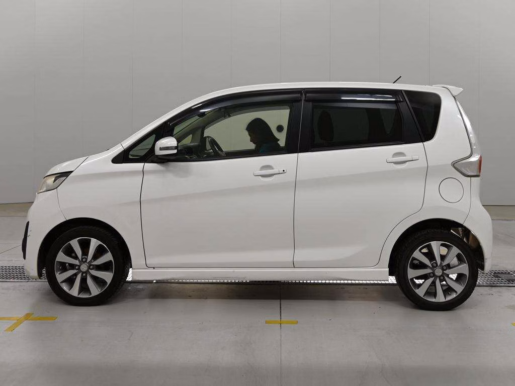 MITSUBISHI EK CUSTOM