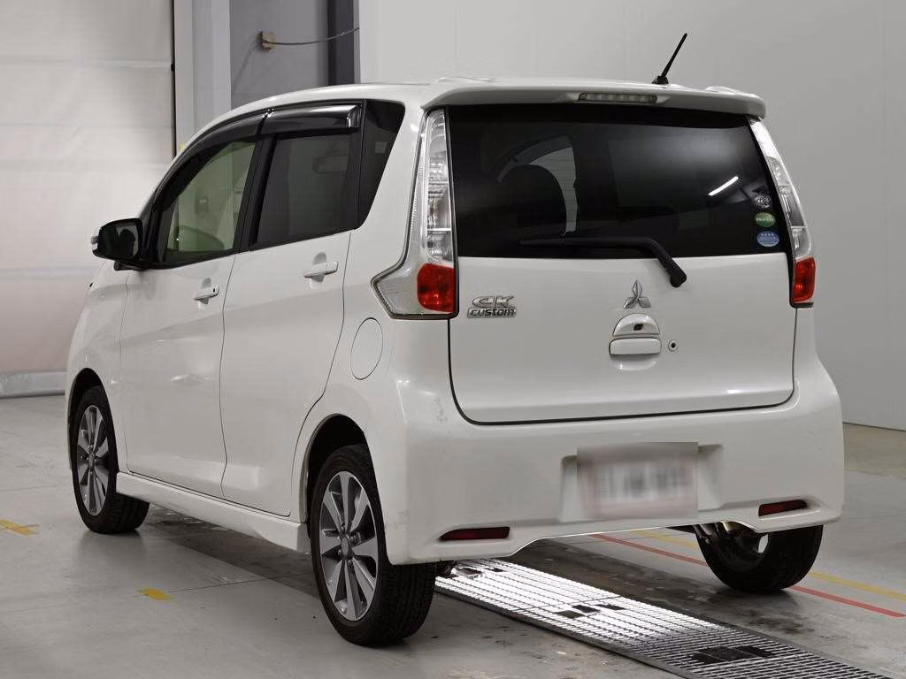MITSUBISHI EK CUSTOM