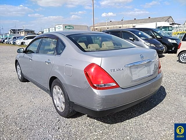 NISSAN TEANA