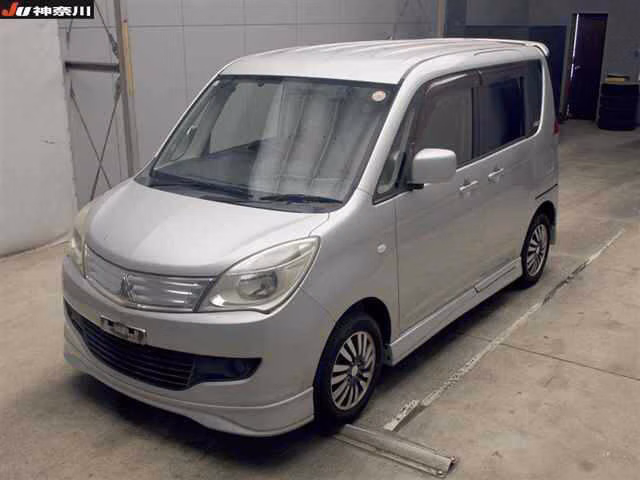 MITSUBISHI DELICA D:2