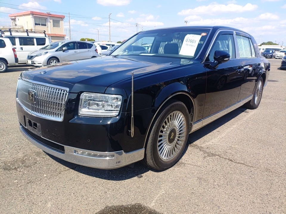 TOYOTA CENTURY