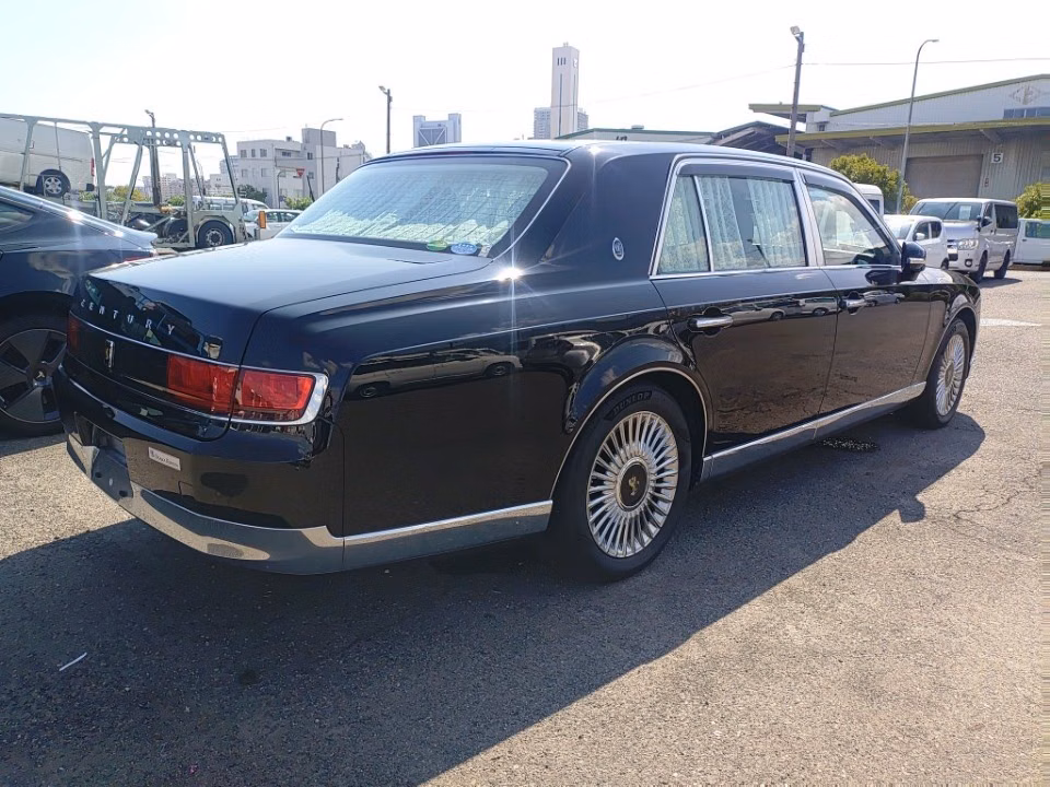 TOYOTA CENTURY