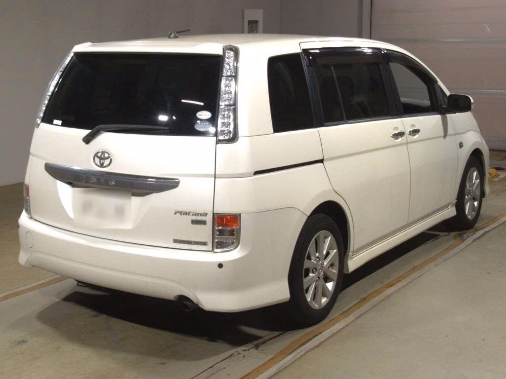 TOYOTA ISIS