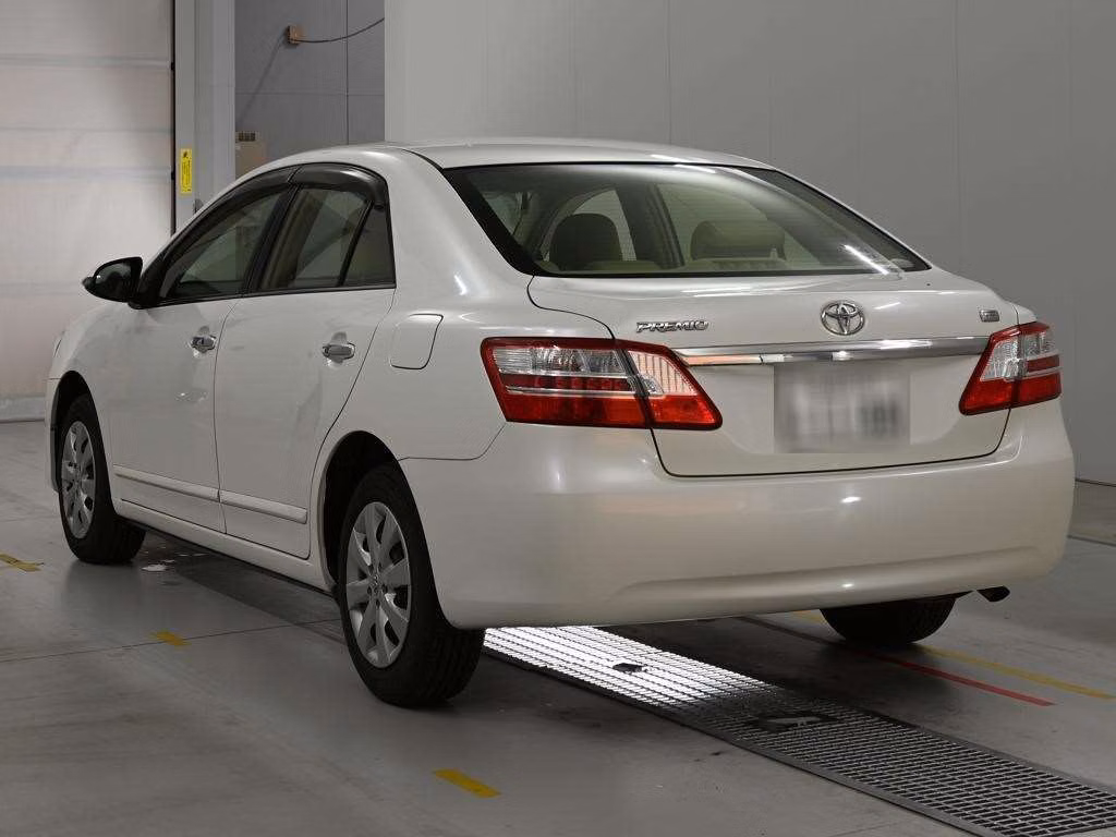 TOYOTA PREMIO