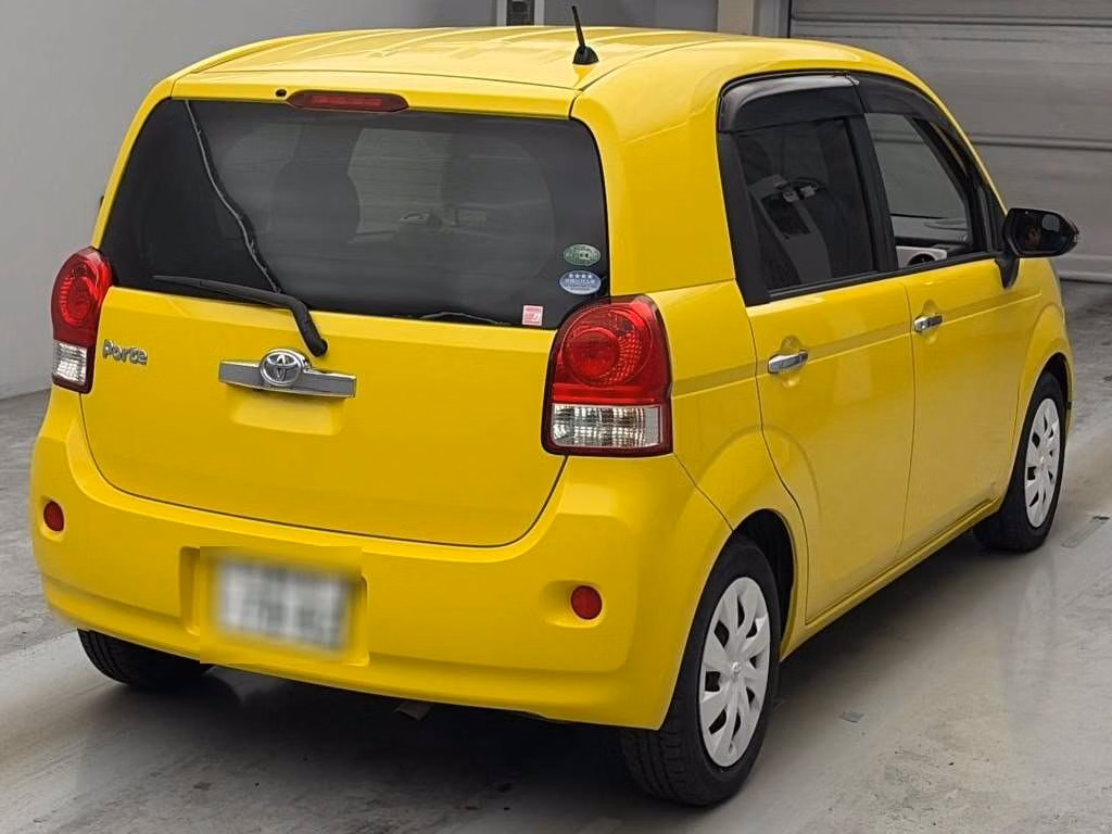 TOYOTA PORTE