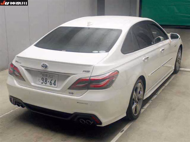 TOYOTA CROWN