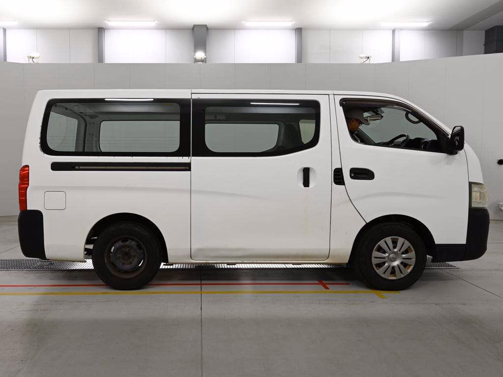 NISSAN NV350 CARAVAN