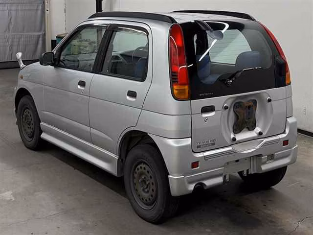 DAIHATSU TERIOS KID