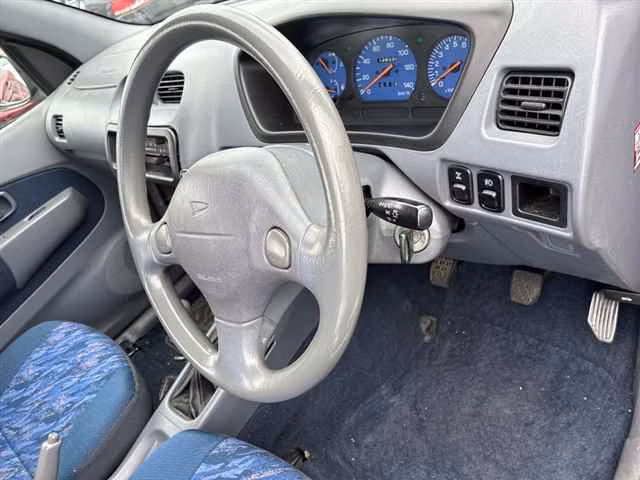DAIHATSU TERIOS KID