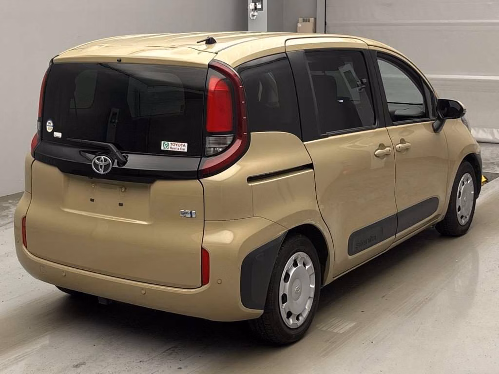 TOYOTA SIENTA